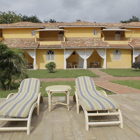 Mwembe Resort Малинди Екстериор снимка