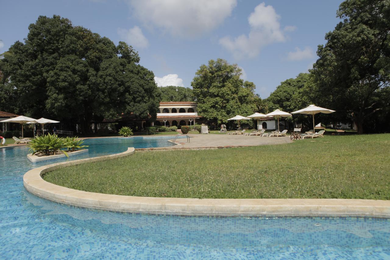 Mwembe Resort Малинди Екстериор снимка